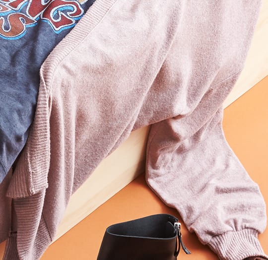 Turn your images on. Shop AEO