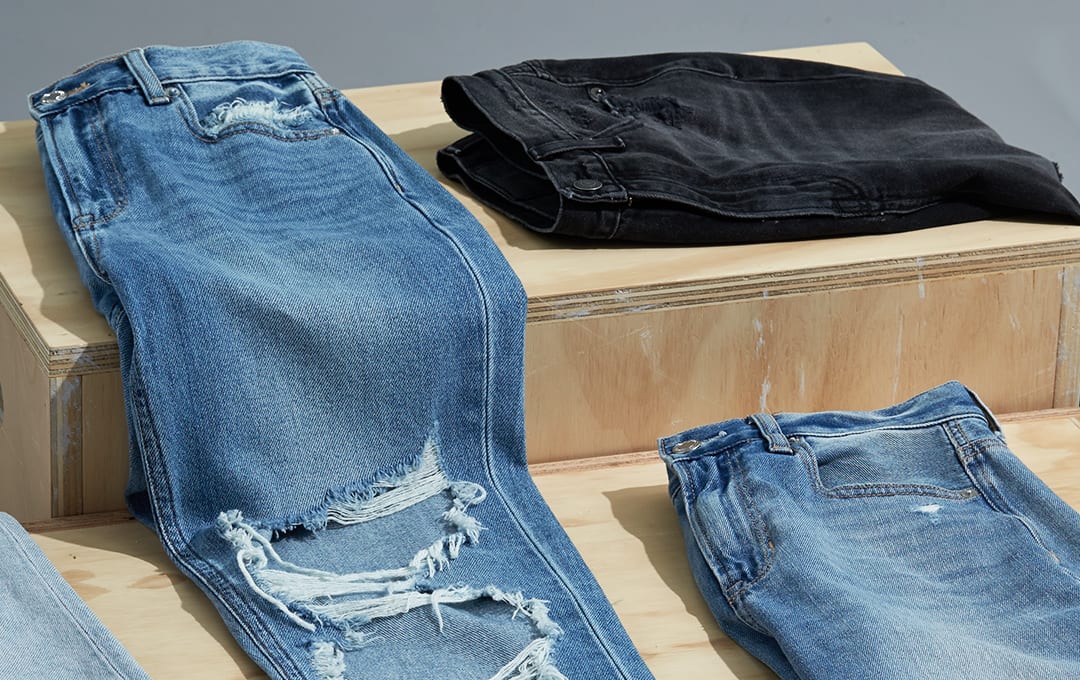 Turn your images on. Shop AEO