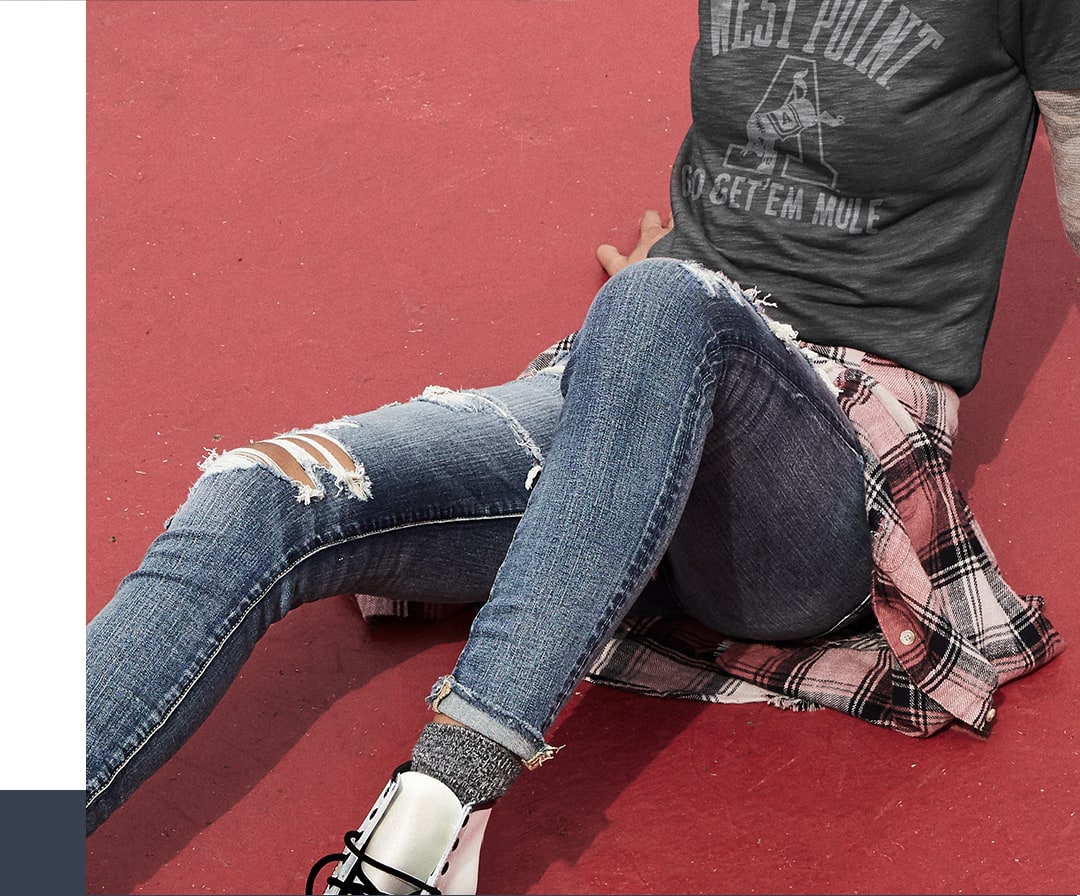Turn your images on. Shop AEO