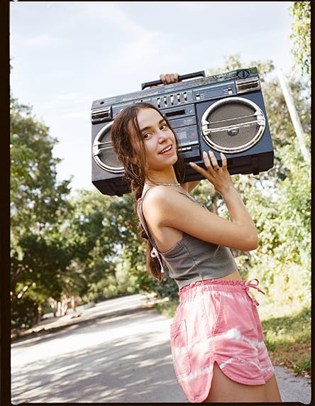 Turn your images on. Shop AEO