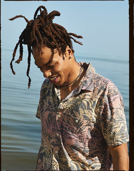 Turn your images on. Shop AEO
