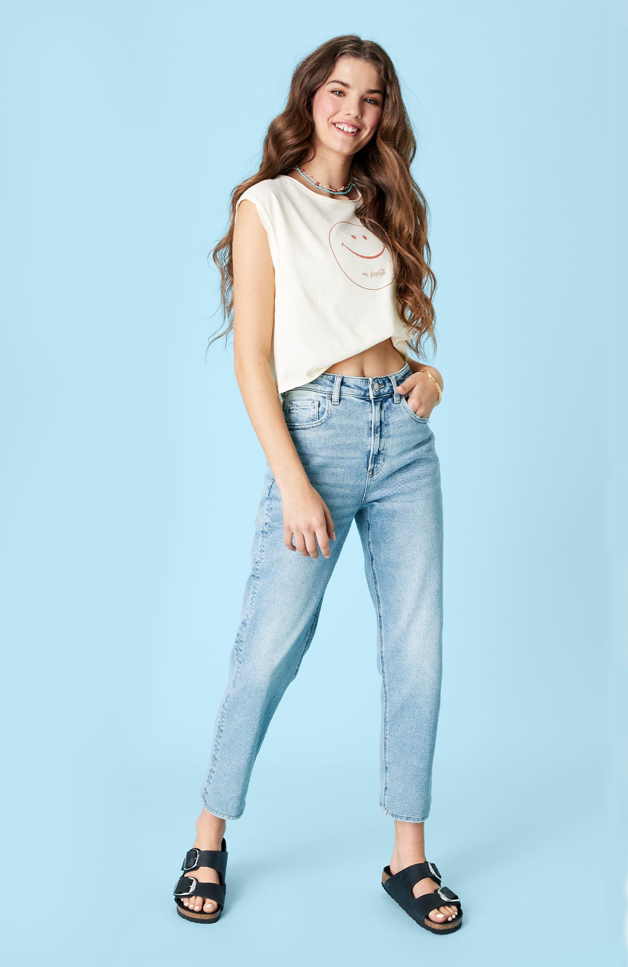 Turn your images on. Shop AEO