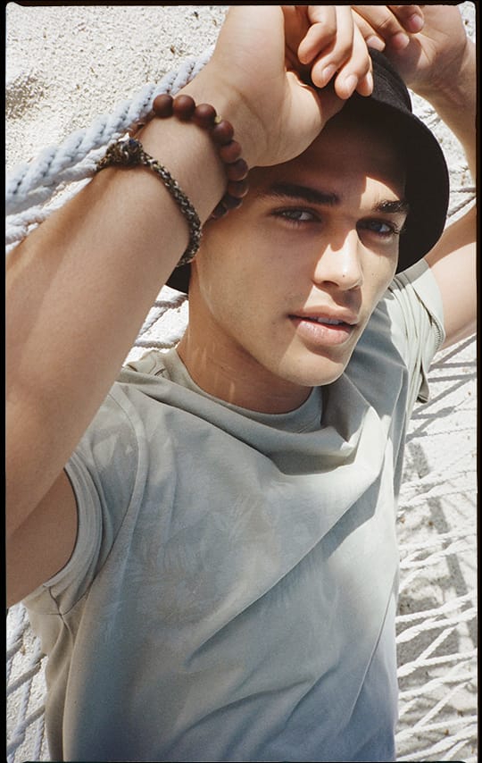 Turn your images on. Shop AEO