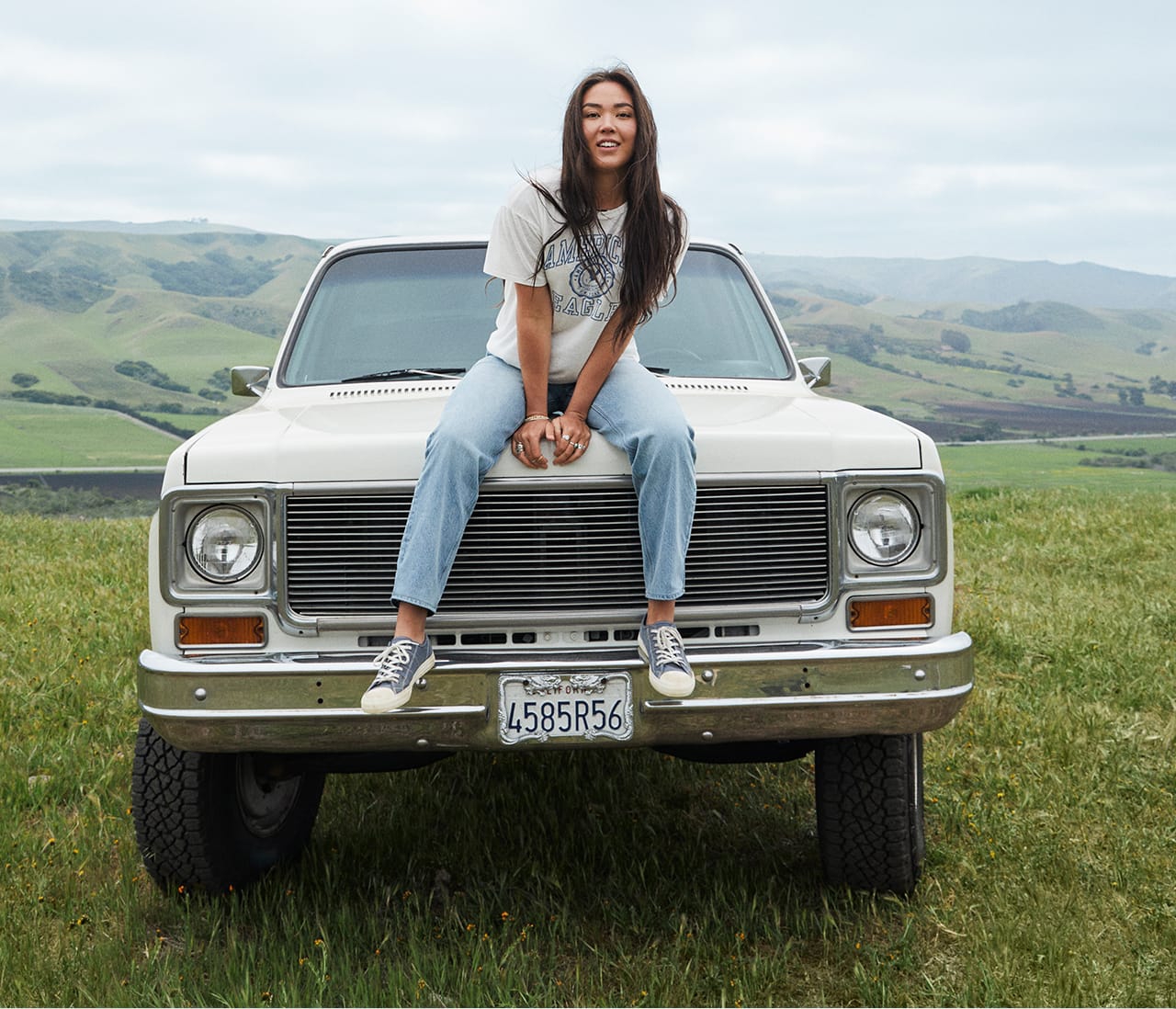 Turn your images on. Shop AEO