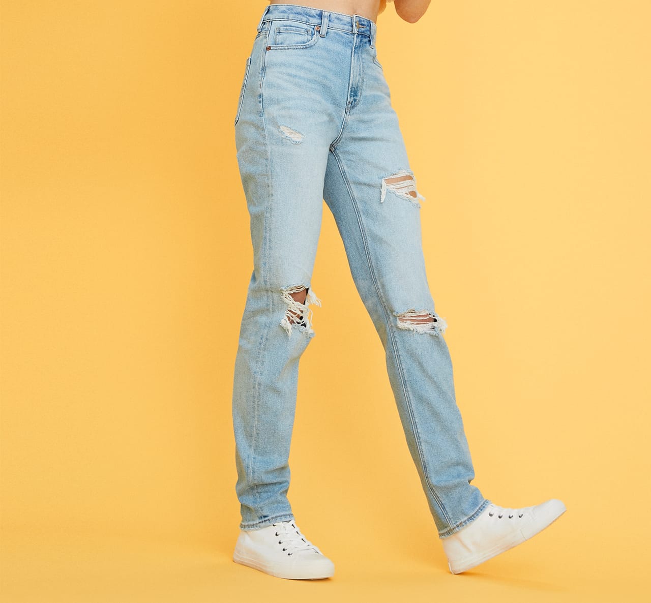 Turn your images on. Shop AEO