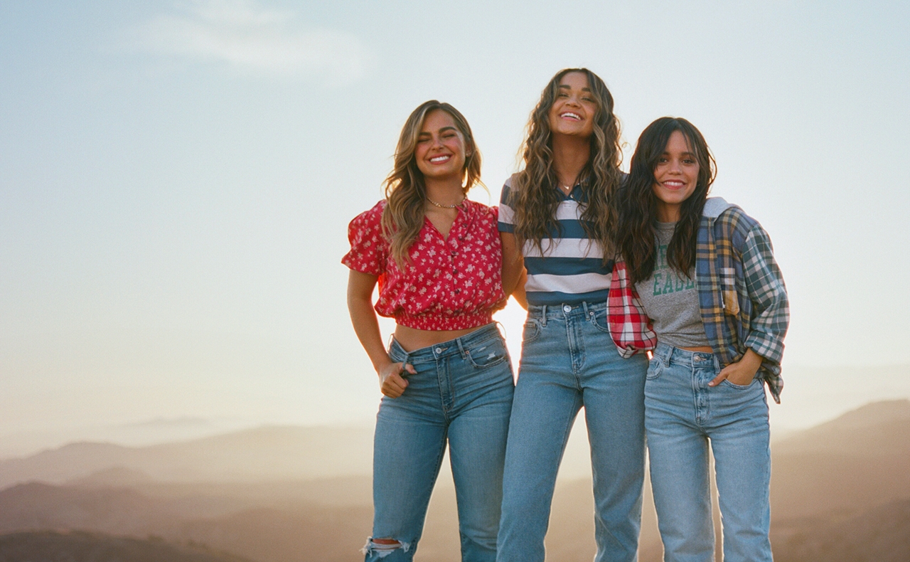 Turn your images on. Shop AEO