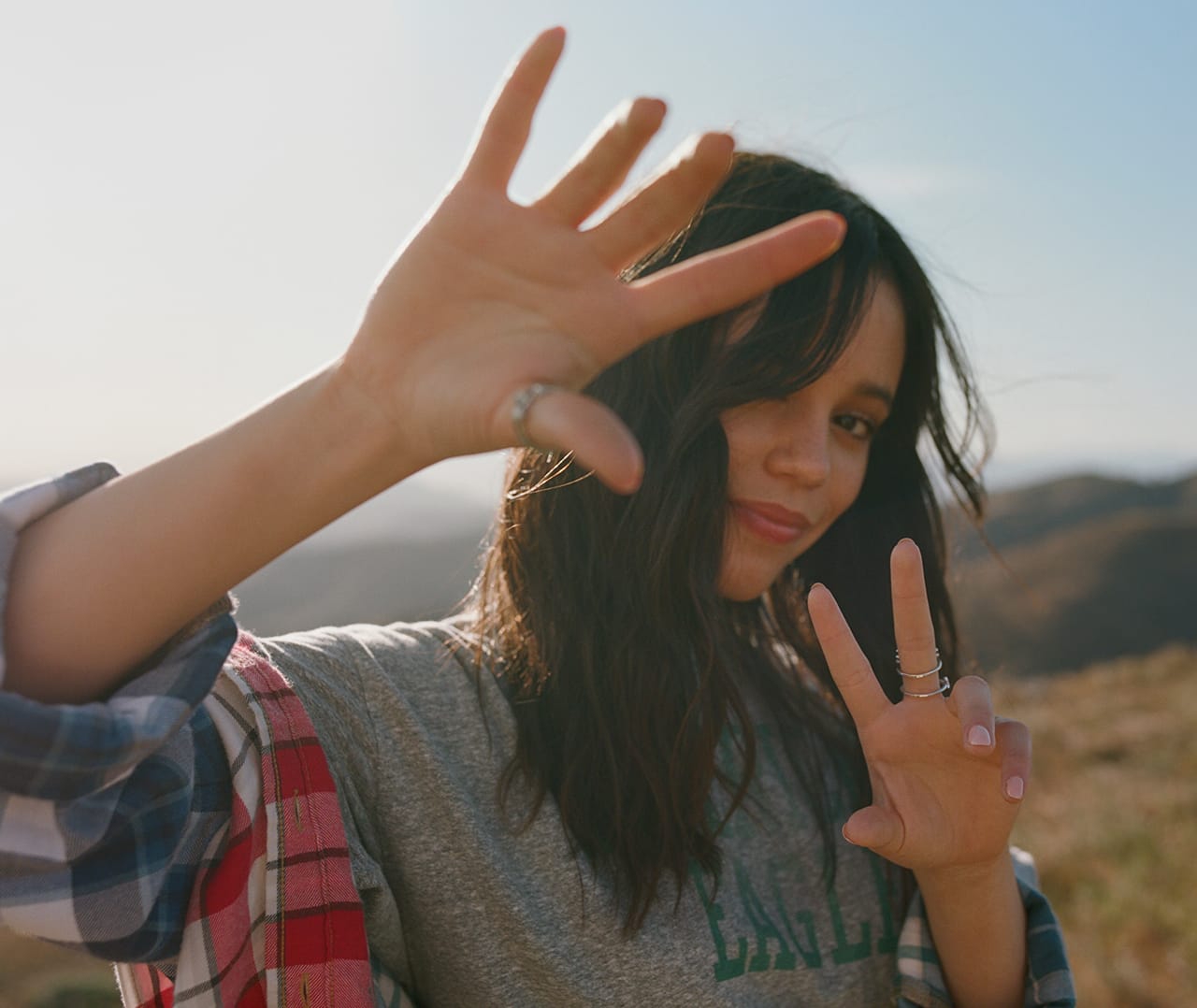 Turn your images on. Shop AEO
