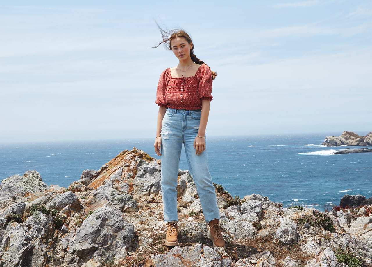 Turn your images on. Shop AEO