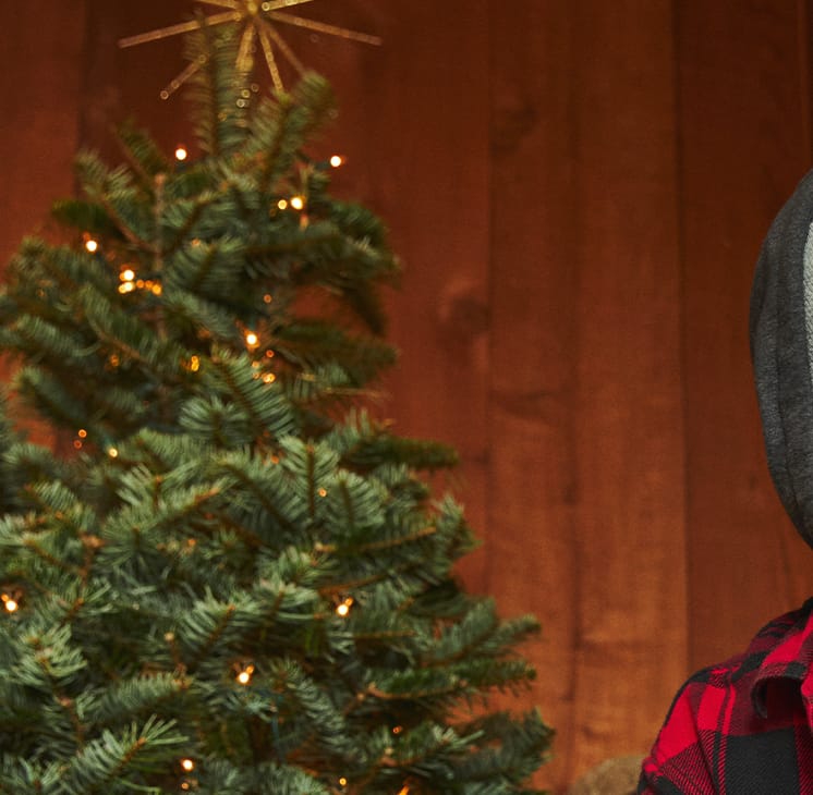 Turn your images on. Shop AEO
