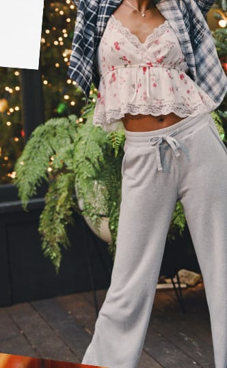 Turn your images on. Shop AEO