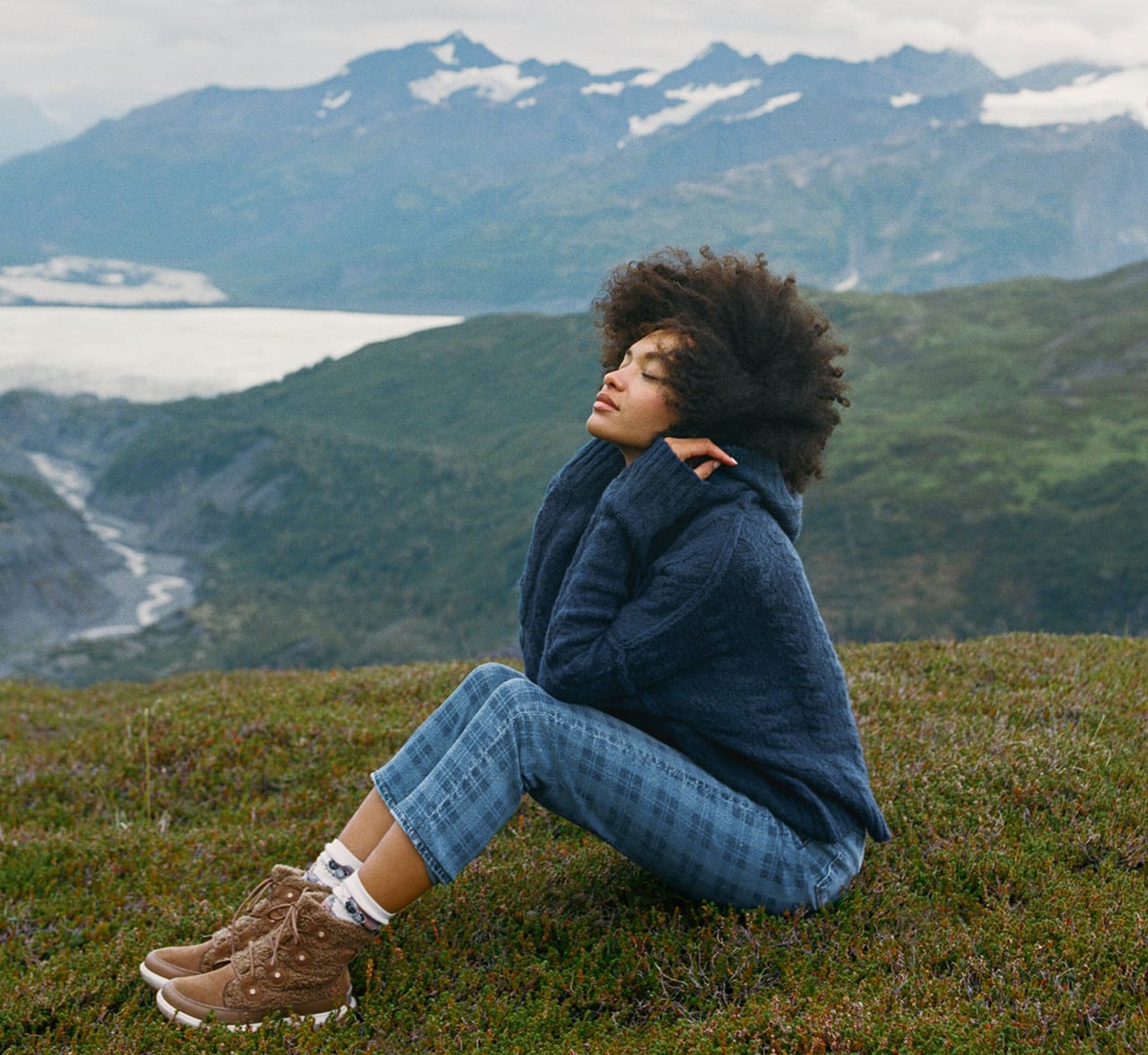 Turn your images on. Shop AEO