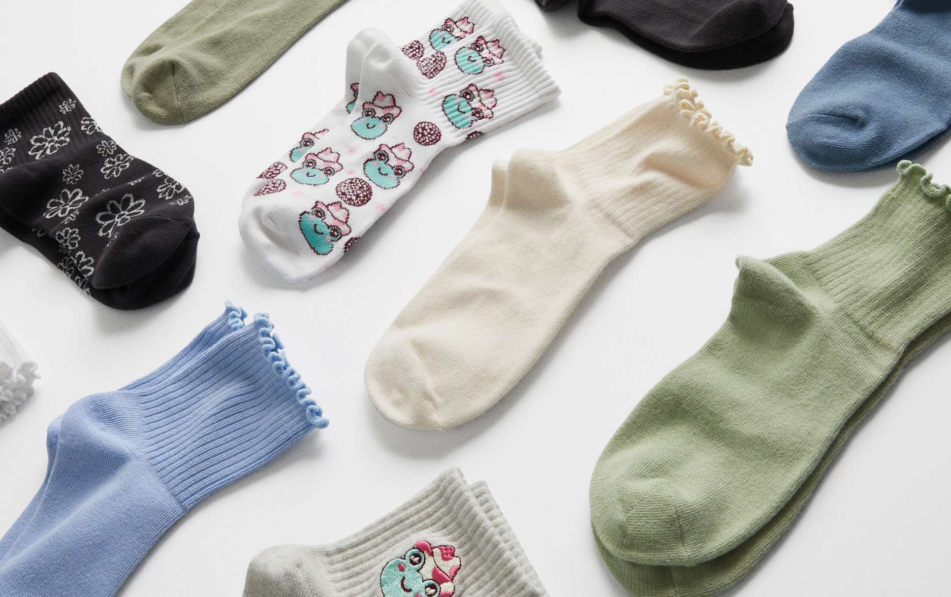 Women's Socks: Crew Socks, Boyfriend, & More