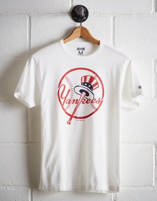 white yankees t shirt