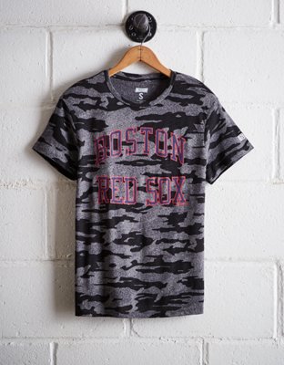 Tailgate Women's Boston Red Sox Camo Boyfriend Tee - Free Shipping & Returns
