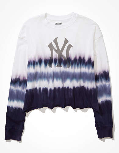 Tailgate Women's NY Yankees Cropped Dip-Dye T-Shirt