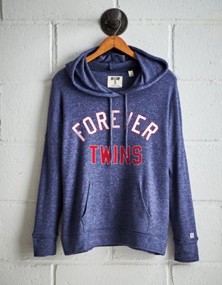 Tailgate Women's Minnesota Twins Plush Hoodie - Free Shipping & Returns