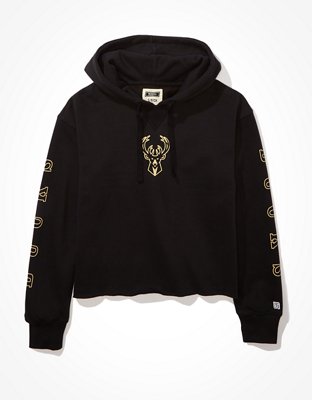 Tailgate Women's Milwaukee Bucks Cropped Hoodie