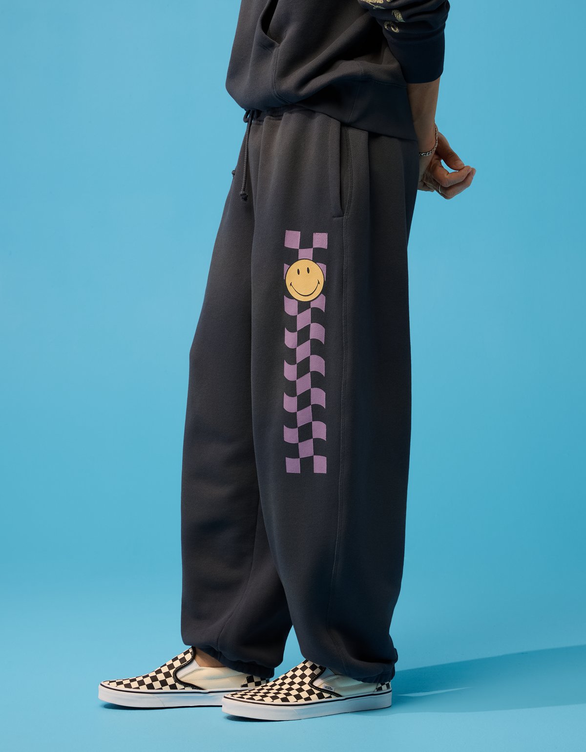 AE | Smiley Heavyweight Sweatpant - image 5