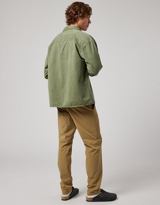 Мужские брюки American Eagle AE 24/7 Athletic Fit Tech Khaki Pant — фото 2