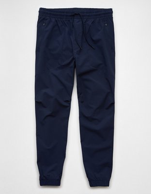 AE 247 Tech Jogger