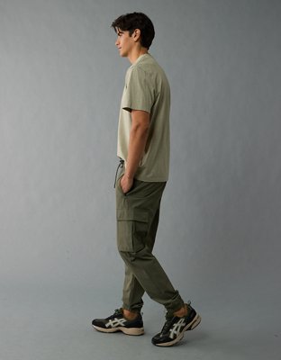 AE 24/7 Tech Cargo Jogger