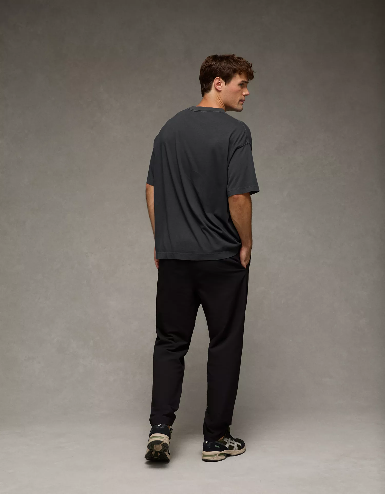 AE 24/7 Pleated Pull-On Pant - thumbnail 2