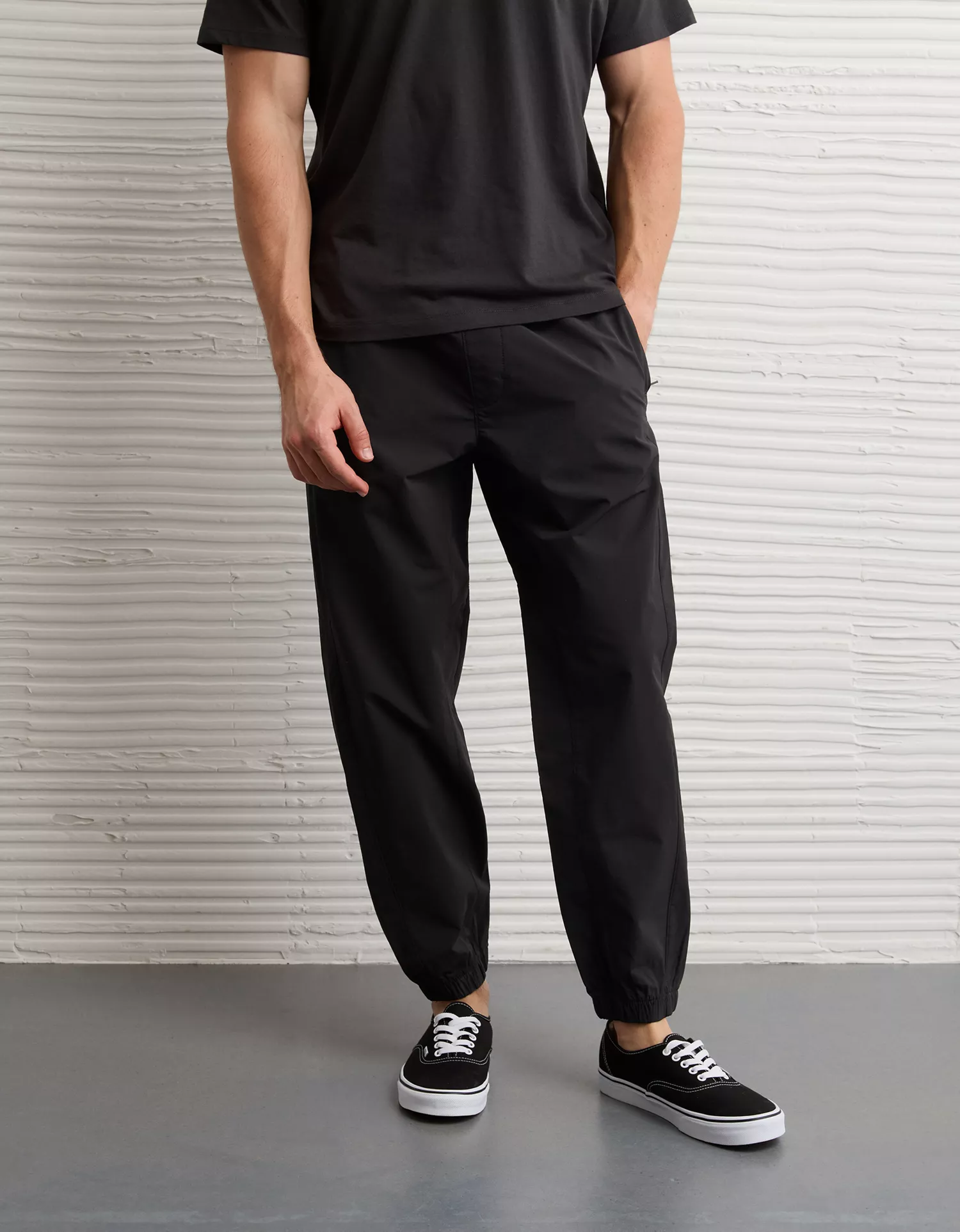 AE 24/7 Tech Jogger - thumbnail 6