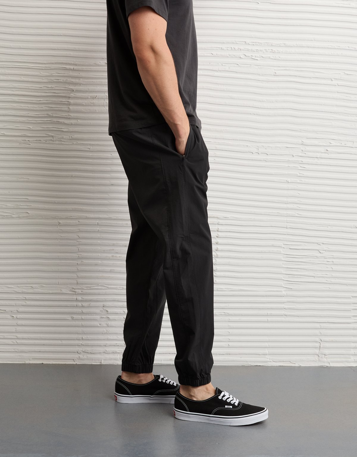 AE 24/7 Tech Jogger - image 5