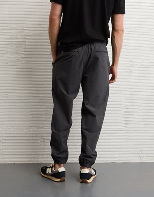 AE 24/7 Tech Hybrid Jogger | American Eagle
