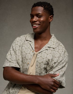 AE Relaxed Fit Short-Sleeve Camp Collar Shirt