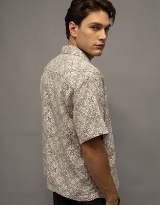 AE Relaxed Fit Short-Sleeve Camp Collar Shirt