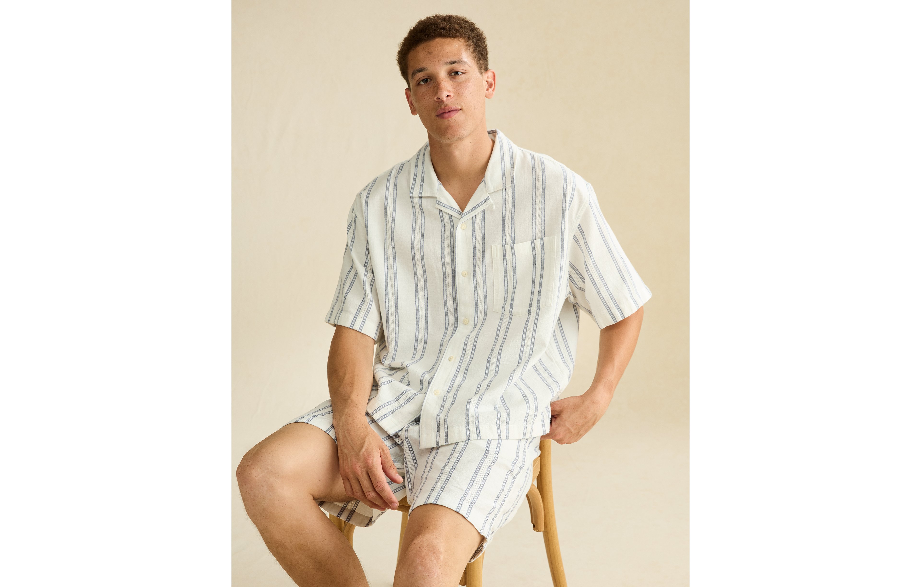 AE Relaxed Fit Short Sleeve Camp Collar Shirt