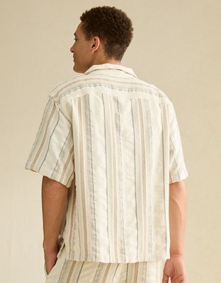 Мужская рубашка American Eagle AE Relaxed Fit Short-Sleeve Camp Collar, цвет: Мягкий пшеничный — фото 2