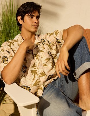 AE Relaxed Fit Camp Collar Button-Up Shirt | American Eagle