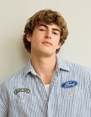 AE Relaxed Ford Denim Short-Sleeve Button-Up Shirt