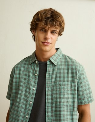 AE Standard Fit Linen-Blend Short-Sleeve Button-Up Shirt