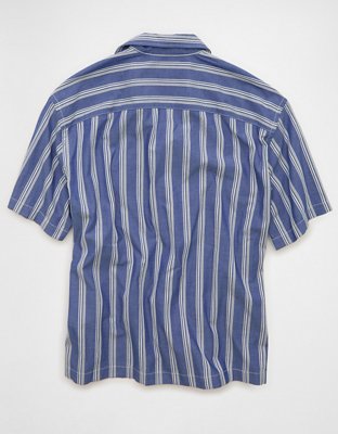Мужская рубашка American Eagle AE Relaxed Camp Collar Button-Up, цвет: Светлый синий — фото 4