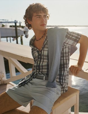 AE Standard Fit Short-Sleeve Button-Up Shirt