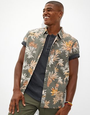 Men's Short Sleeve Button-Up Shirts 