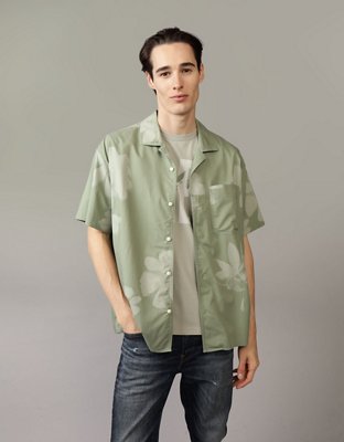 AE Poolside Floral Button-Up Shirt | American Eagle