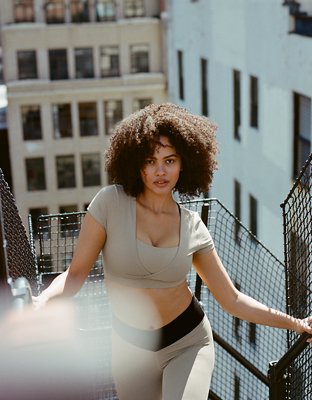 OFFLINE By Aerie Real Me Xtra Twist Front Bra Top