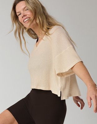 OFFLINE By Aerie Wow! Waffle V Neck Cropped Short Sleeve T-Shirt