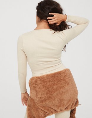 Женские футболки Aerie OFFLINE By Aerie Seamless Cable Square Neck T-Shirt — фото 2