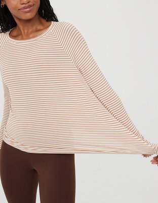 Женские футболки Aerie OFFLINE By Aerie Thumbs Up Ribbed Raglan Long Sleeve T-Shirt — фото 4