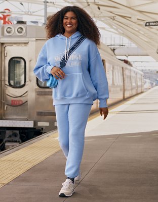 Has any 5'10 5'11 gals tried the cozy fleece perfect hoodie in