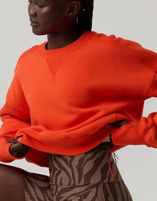 OFFLINE By Aerie Cloud Fleece Classic Crewneck Sweatshirt