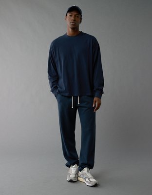 AE Oversized Long-Sleeve T-Shirt