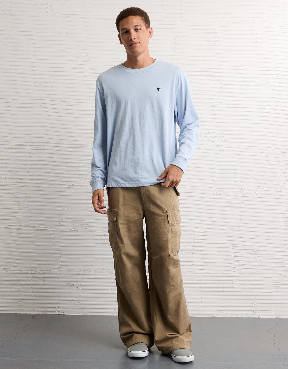 AE Lightweight Icon Long-Sleeve T-Shirt - image 4