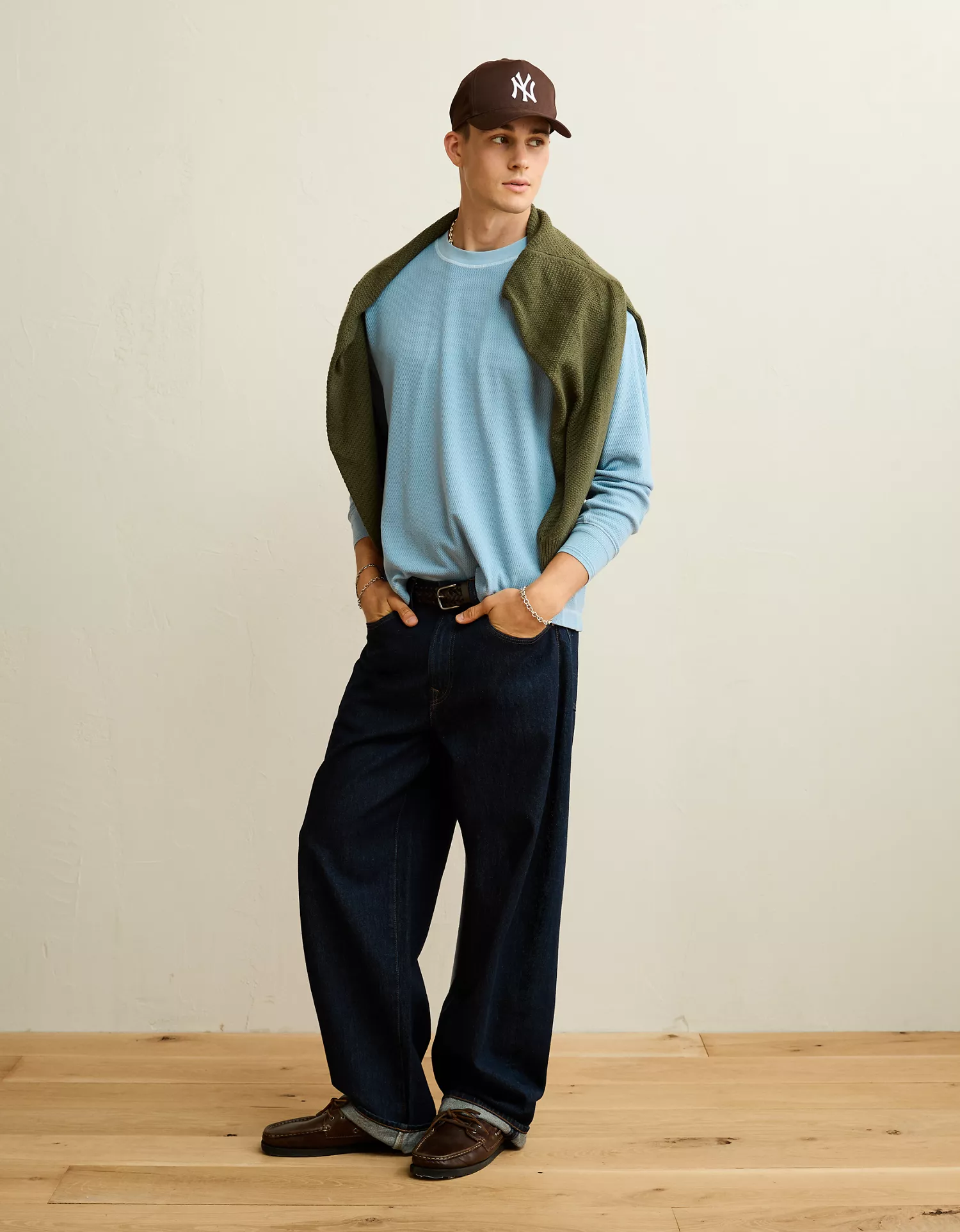 AE Boxy Fit Garment-Washed Thermal Shirt - thumbnail 7