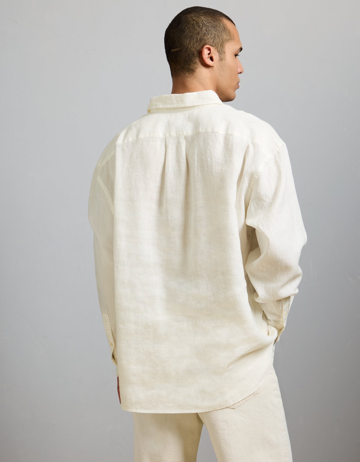 AE77 Premium Relaxed Linen Button-Up Shirt - image 2